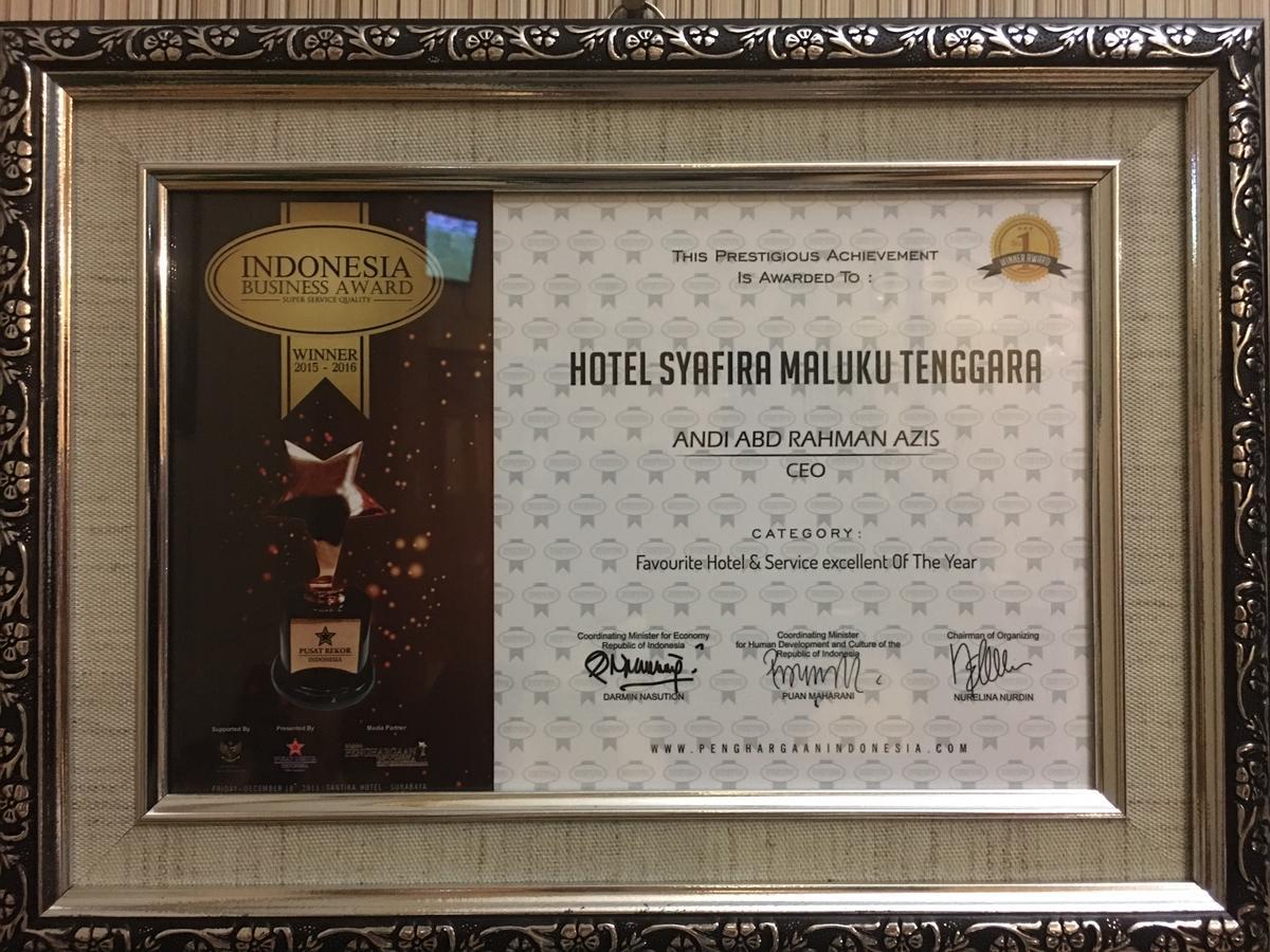 Syafira Hotel Langgur Экстерьер фото